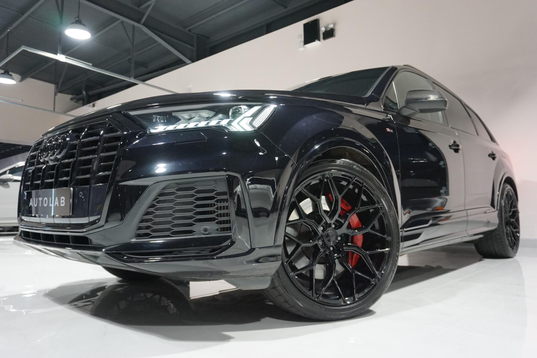 Audi Q7 3.0 TFSIe V6 55 S line SUV 5dr Petrol Plug-in Hybrid Tiptronic quattro Euro 6 (s/s) 17.9kWh (381 ps)